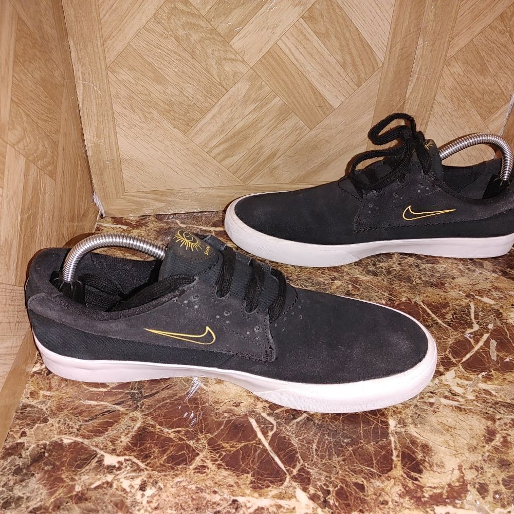 Nike men's SB Shane premium fashion black shoes size 9. A328 - Picture 6 of 13